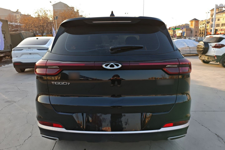 奇瑞 瑞虎7 2024款 1.5T CVT豪华版车身外观6