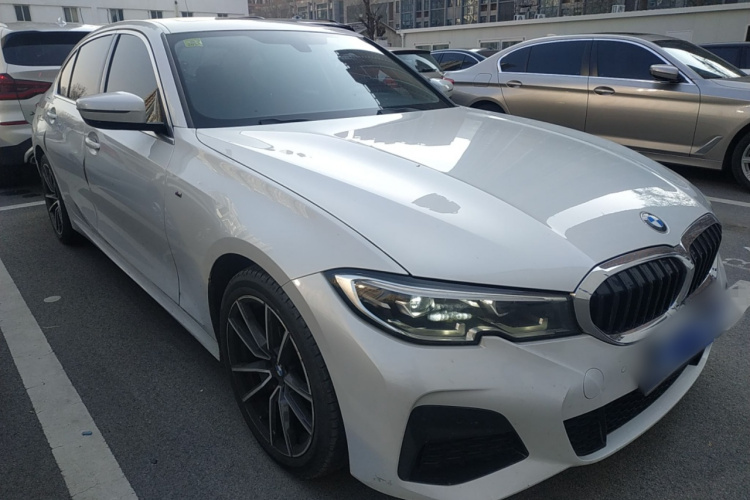 宝马3系 2021款 320Li M运动套装车身外观3