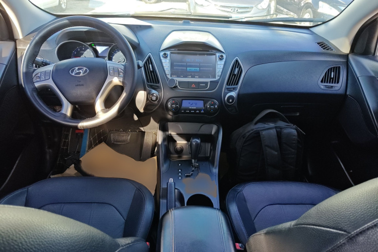 北京现代ix35 2013款 2.0L 自动两驱智能型GLS 国IV中控内饰7002