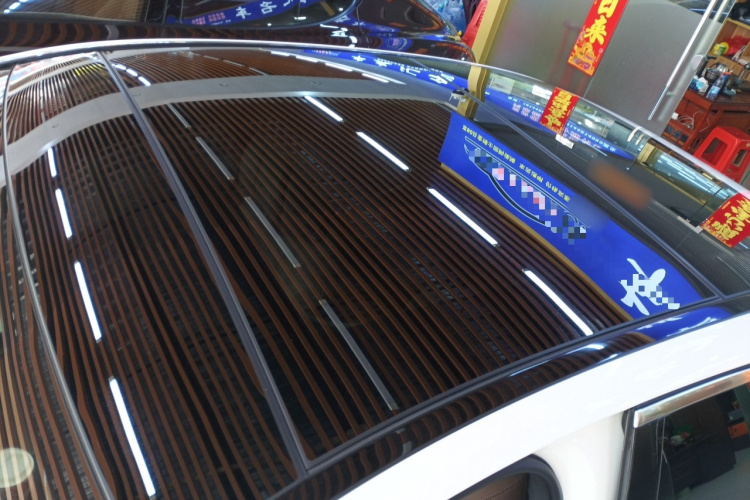 奔驰E级 2020款 E 300 L 运动时尚型局部细节57