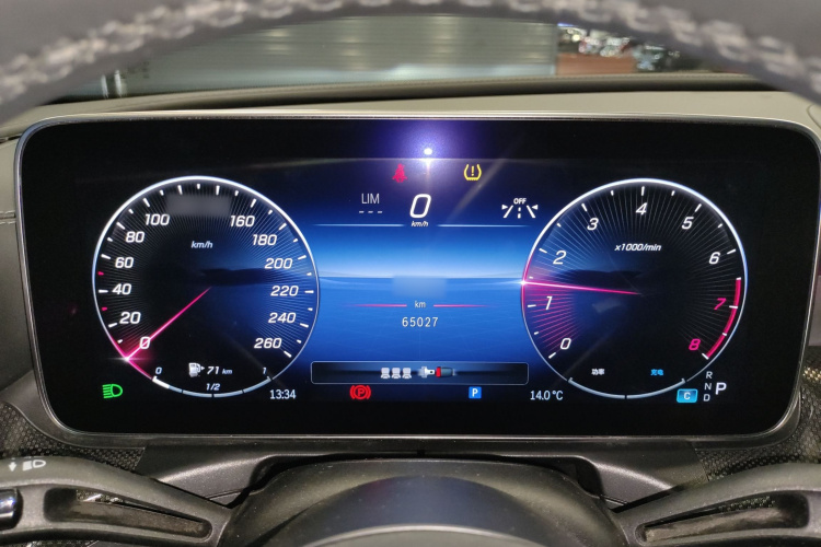 奔驰C级 2023款 C 260 L 运动版局部细节14