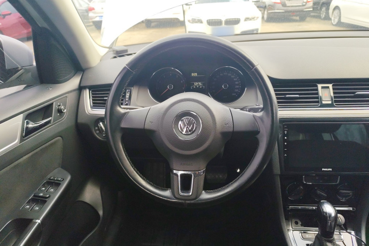 大众 宝来 2015款 质惠版 1.6L 自动时尚型中控内饰13