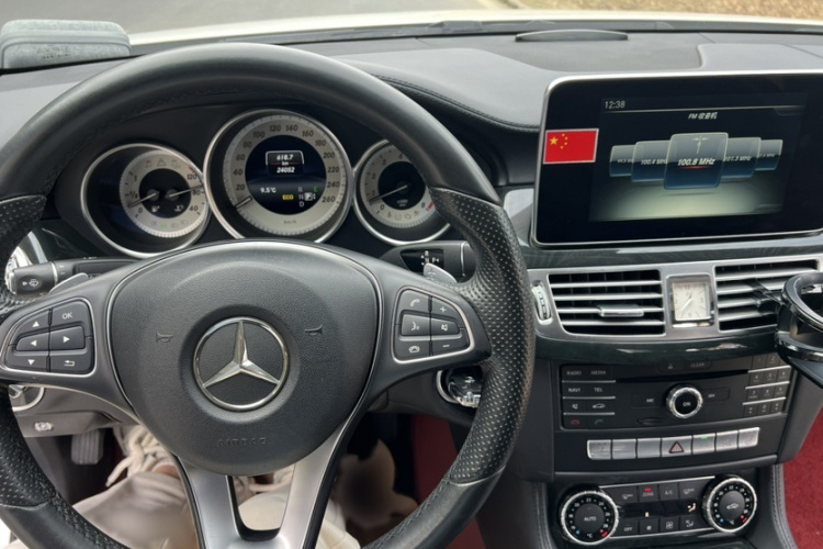 奔驰CLS 2015款 CLS 260中控内饰7012