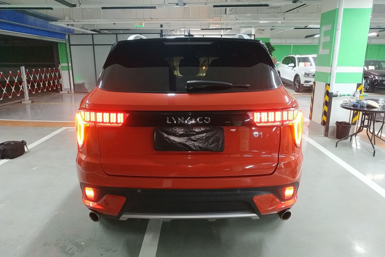 领克01 2017款 2.0T 四驱劲Pro版车身外观6