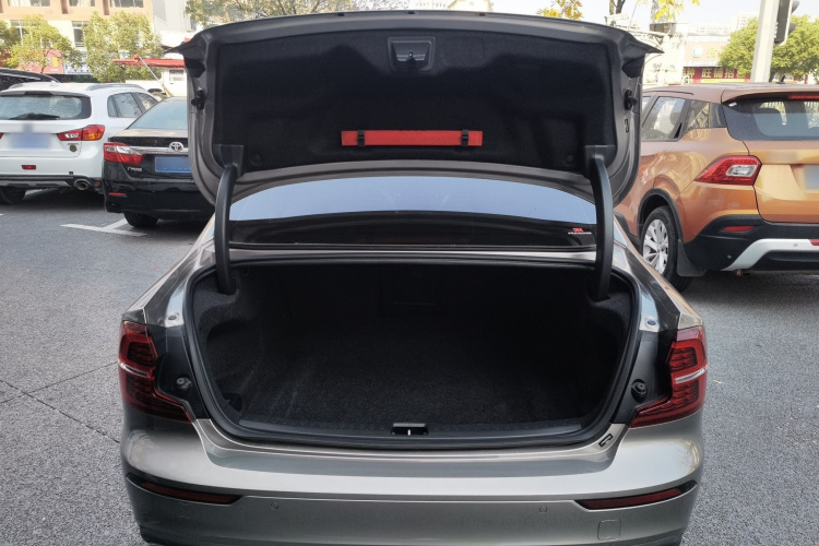 沃尔沃S60 2022款 B4 智逸豪华版局部细节23