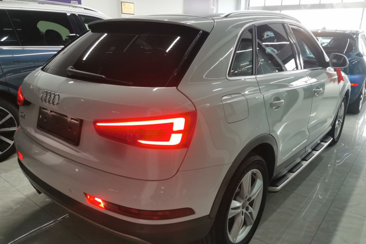 奥迪Q3 2018款 30周年年型 30 TFSI 风尚型车身外观7