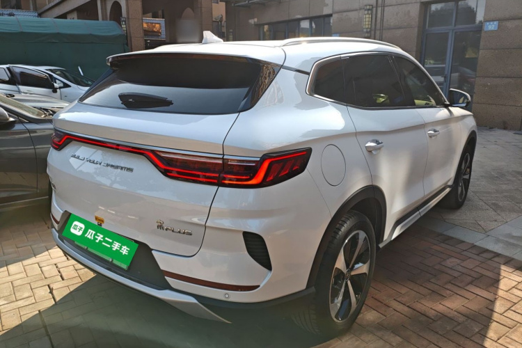 比亚迪 宋PLUS新能源 2023款 冠军版 DM-i 110KM 旗舰PLUS车身外观6005