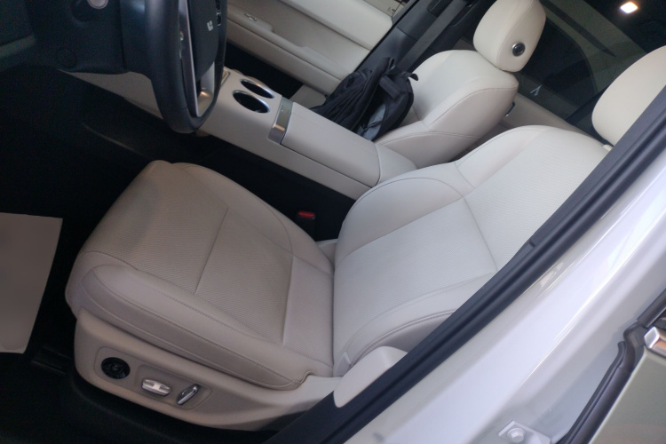 理想汽车 理想L6 2024款 Max中控内饰19