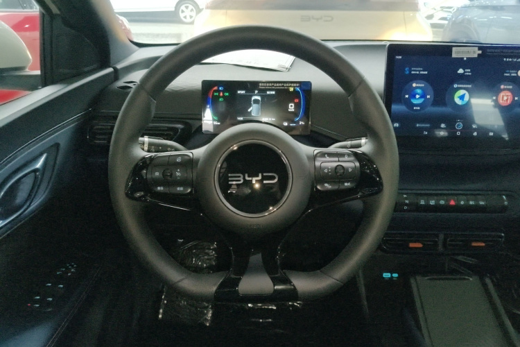 比亚迪 海鸥 2025款 305km 活力版中控内饰13