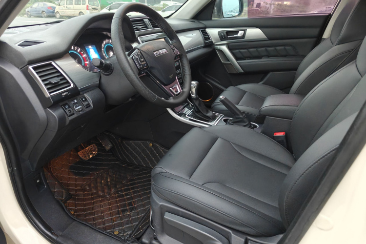 哈弗H2 2016款 红标 1.5T 自动两驱精英型中控内饰7001