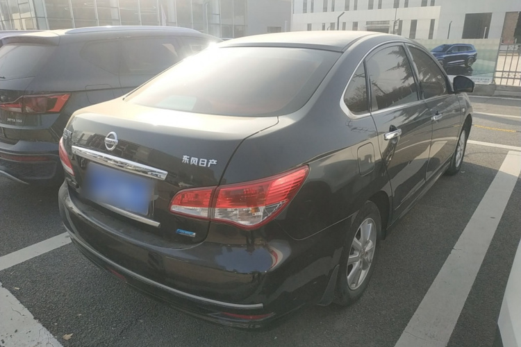 日产 轩逸 2016款 经典 1.6XE 手动领先版车身外观6005