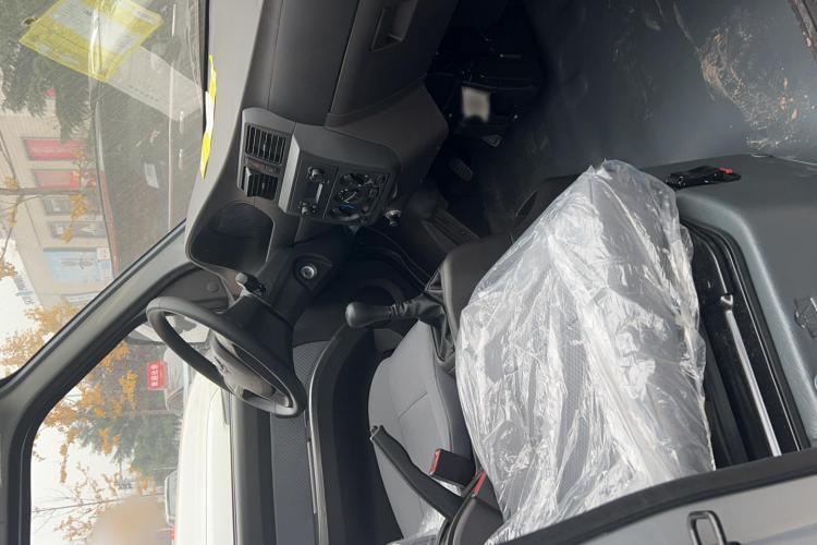 五菱汽车 五菱荣光小卡 2023款 1.5L标准型单排加长型LAR中控内饰7001