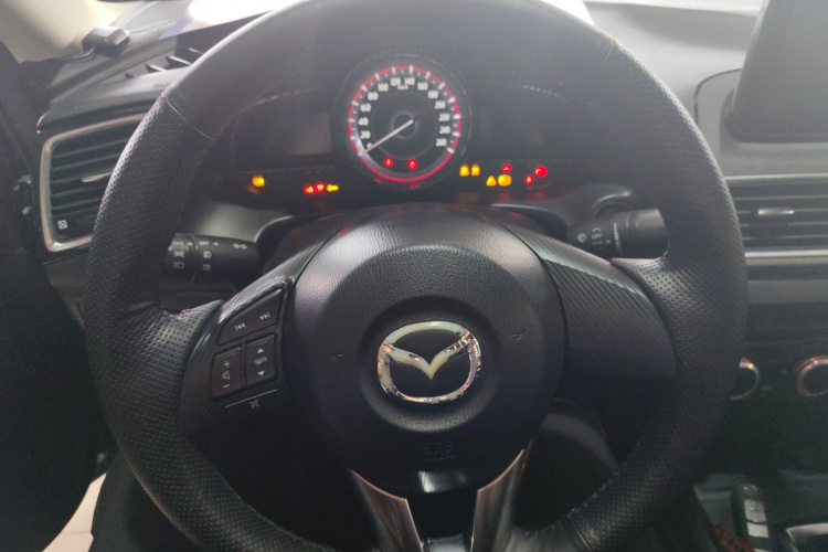 马自达3 昂克赛拉 2016款 三厢 1.5L 自动舒适型局部细节13