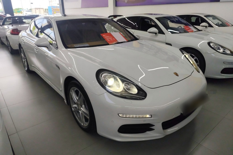 保时捷 2014款 Panamera 3.0T车身外观6002
