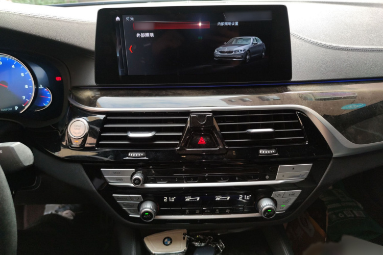宝马5系 2018款 525Li M运动套装局部细节16