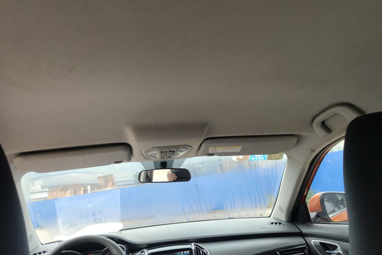 猎豹汽车 猎豹CS9 2017款 1.5L CVT风尚型中控内饰22