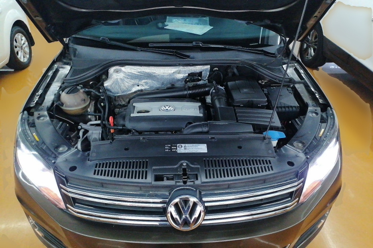 大众 途观 2013款 1.8TSI 自动四驱豪华型局部细节24