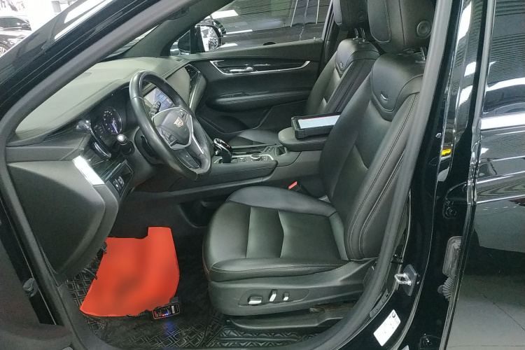 凯迪拉克XT5 2021款 28T 豪华型中控内饰19