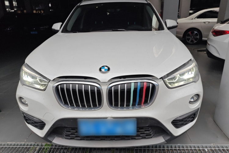 宝马X1 2019款 sDrive20Li 领先型车身外观2