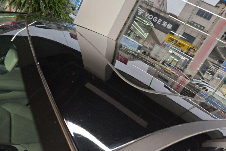 奔驰E级 2019款 E 260 L局部细节57