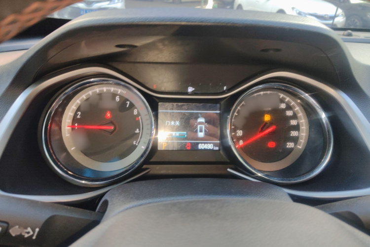 雪佛兰 沃兰多 2020款 轻混 Redline 530T 自动纵享版（5+2款）局部细节14