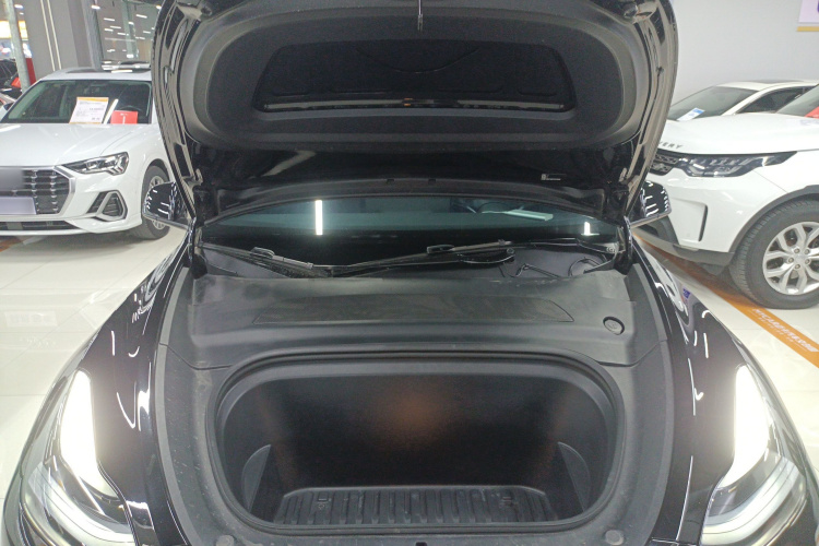 特斯拉 Model Y 2022款 改款 后轮驱动版机舱底盘24