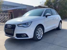 奥迪A1 2014款 30 TFSI Sportback舒适型
