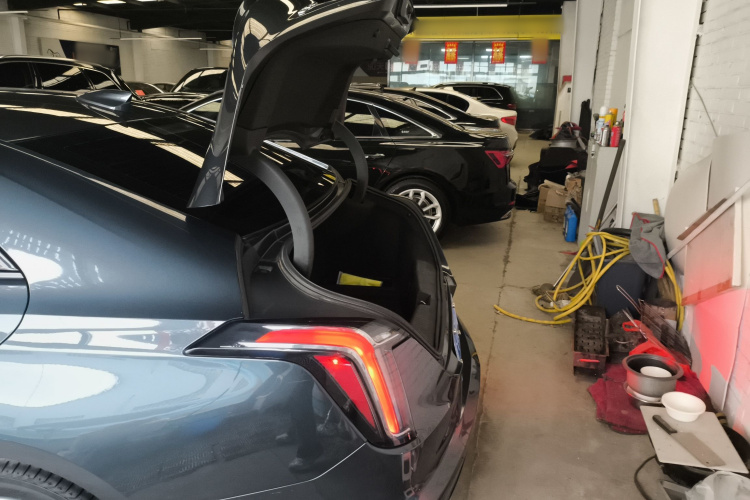 凯迪拉克CT4 2021款 28T 风尚型局部细节23