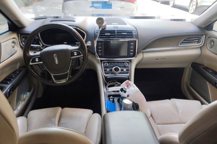 林肯大陆 2018款 3.0T 四驱尊耀版中控内饰12