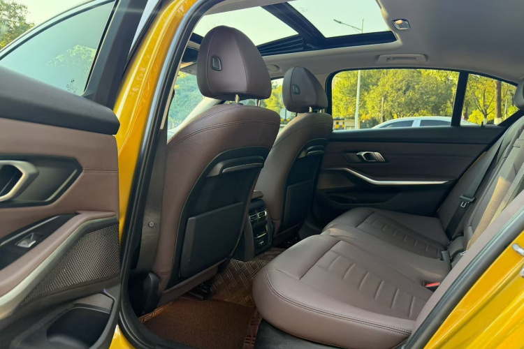 宝马3系 2020款 320Li M运动套装中控内饰7007