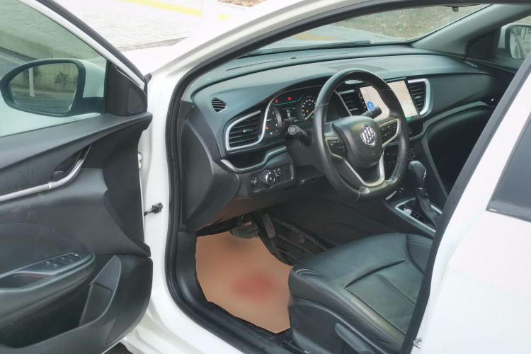 别克 英朗 2018款 18T 自动精英型中控内饰20