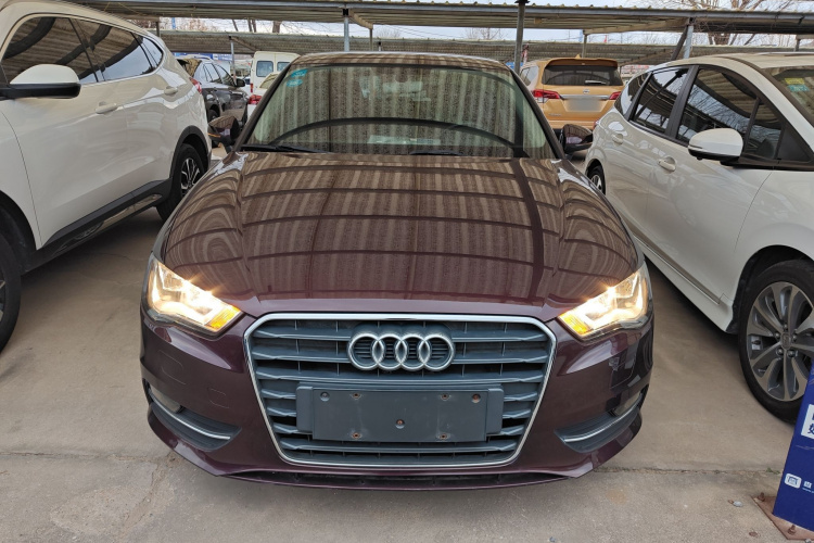 奥迪A3 2016款 Sportback 35 TFSI 进取型车身外观2