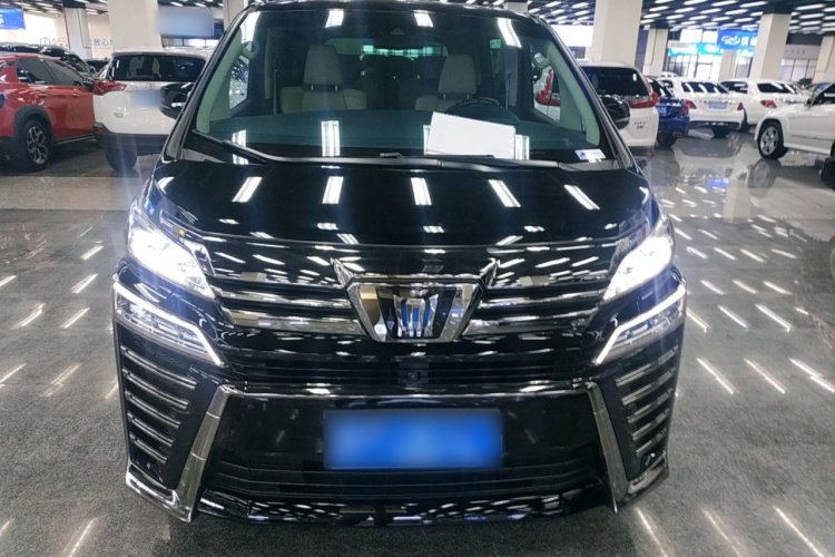 丰田 威尔法 2021款 皇冠 双擎 2.5L HV至尊版车身外观2