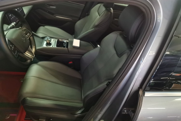 比亚迪 秦L 2024款 DM-i 120KM领先型局部细节19