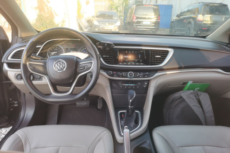 别克 英朗 2015款 15N 自动豪华型中控内饰12