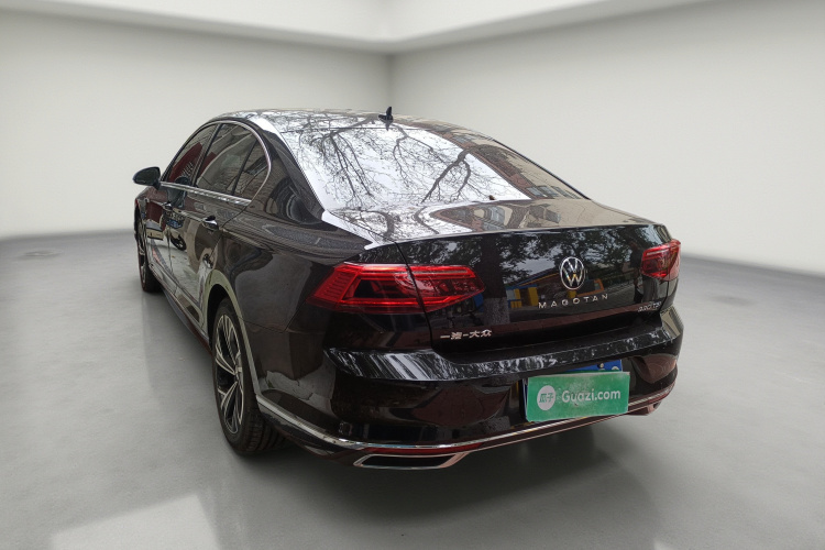 大众 迈腾 2021款 330TSI DSG 30周年纪念版车身外观5