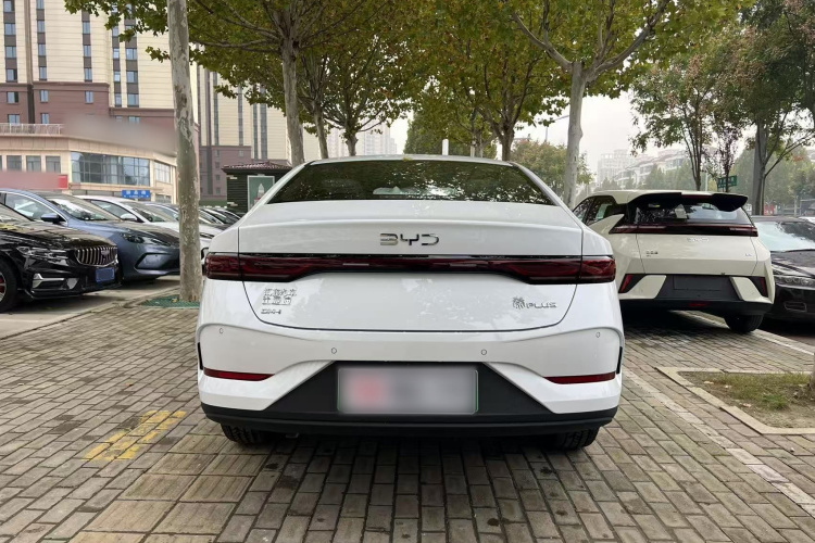 比亚迪 秦PLUS 2025款 DM-i 智驾版 55KM领先型车身外观6006