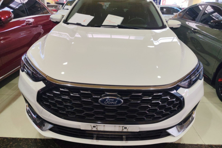 福特 福睿斯 2021款 1.5L 自动钻石版车身外观6001