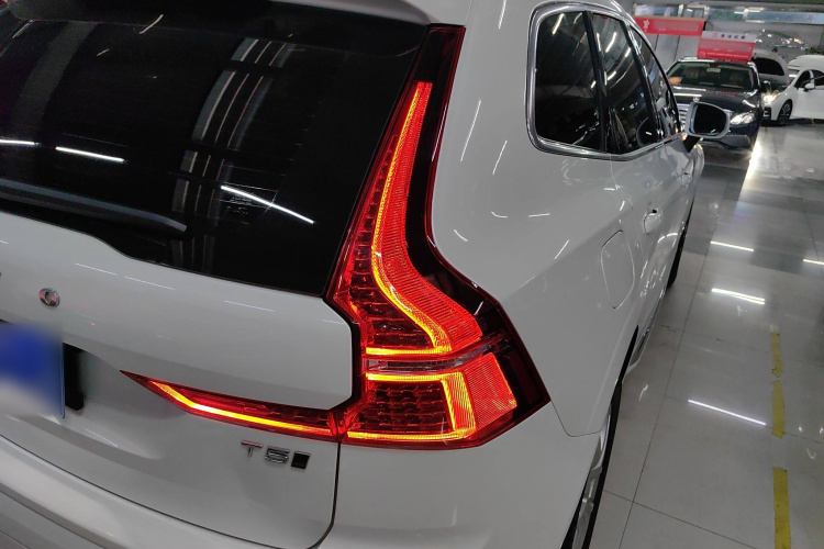 沃尔沃XC60 2021款 T5 四驱智逸豪华版车身外观6001