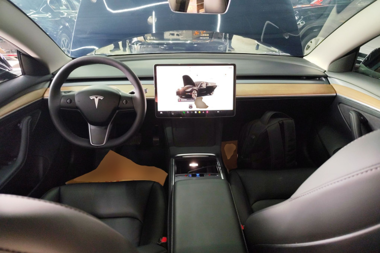 特斯拉 Model 3 2022款 后轮驱动版中控内饰12