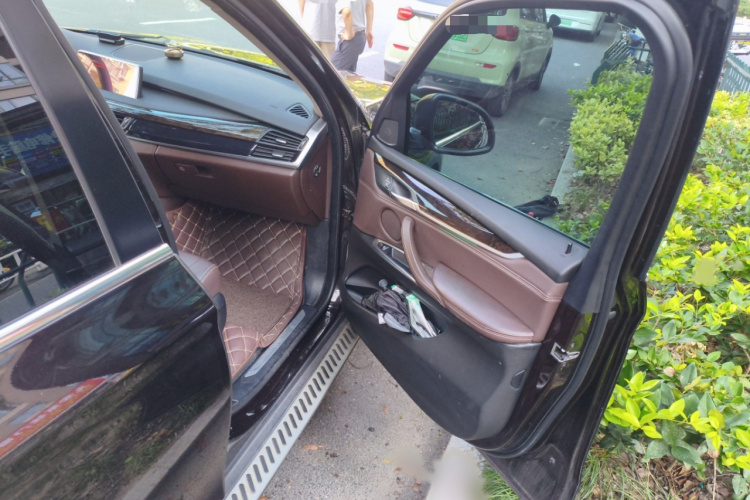 宝马X5(进口) 2015款 xDrive28i局部细节9005