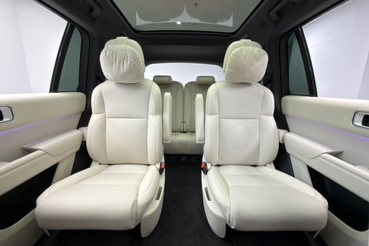 理想汽车 理想L8 2023款 Air中控内饰7007