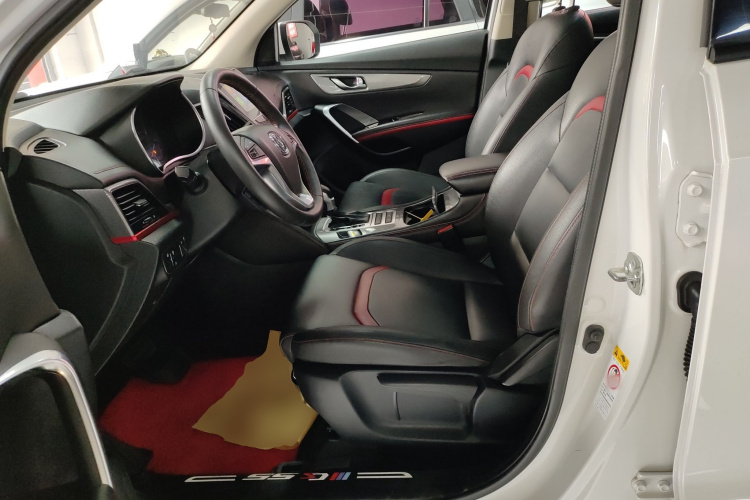 长安CS55 2018款 1.5T 自动炫动型 国V中控内饰19
