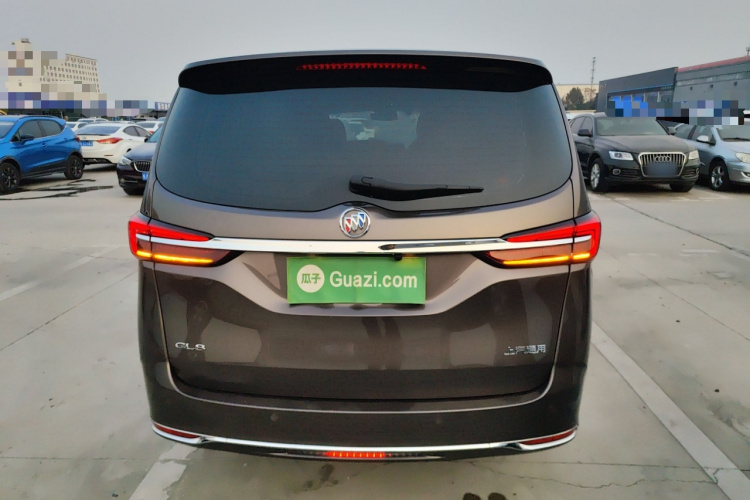 别克GL8 2023款 陆上公务舱 舒适型车身外观6