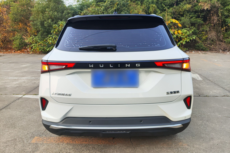 五菱汽车 五菱星辰 2021款 1.5T CVT星辉版车身外观6