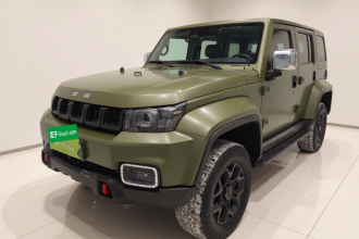 北京越野 北京BJ40 2021款 2.3T 自动四驱刀锋英雄版至尊型