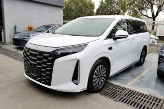 比亚迪 夏 2025款 DM-i 1.5T 180km 超越型