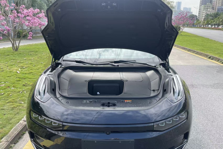 极氪001 2023款 WE版 100kWh局部细节24