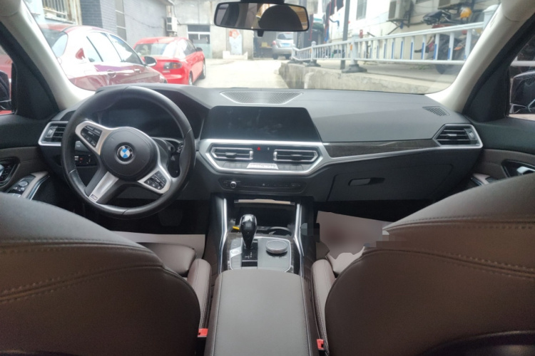 宝马3系 2021款 改款 325Li M运动套装中控内饰12