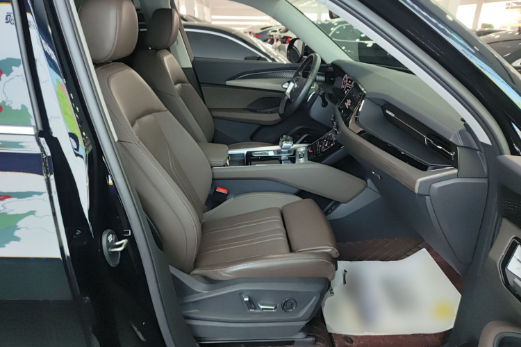 奥迪Q6 2024款 45 TFSI quattro 齐云型 羽林套装 7座局部细节41